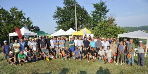 Foto di gruppo per le aziende partecipanti alla prove dimostrative 2018 ad Alba